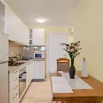 Apartmán Modernes Mit Panoramablick, Pool - Inmitten Von Historischem Zentrum Pazin