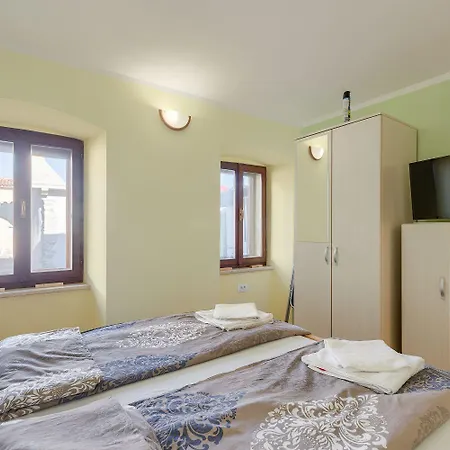 Modernes Mit Panoramablick, Pool - Inmitten Von Historischem Zentrum Apartmán